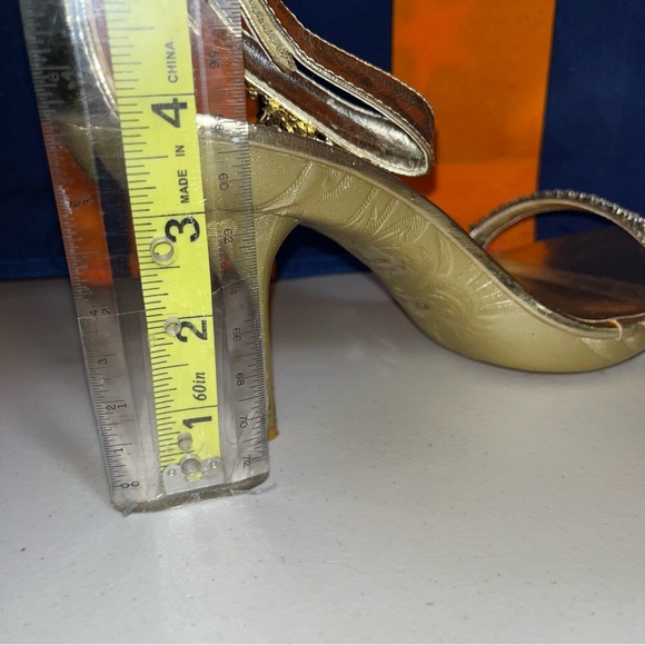 Delicacy gold heel shoes open toe size 8.5 pre-loved - Picture 2 of 11